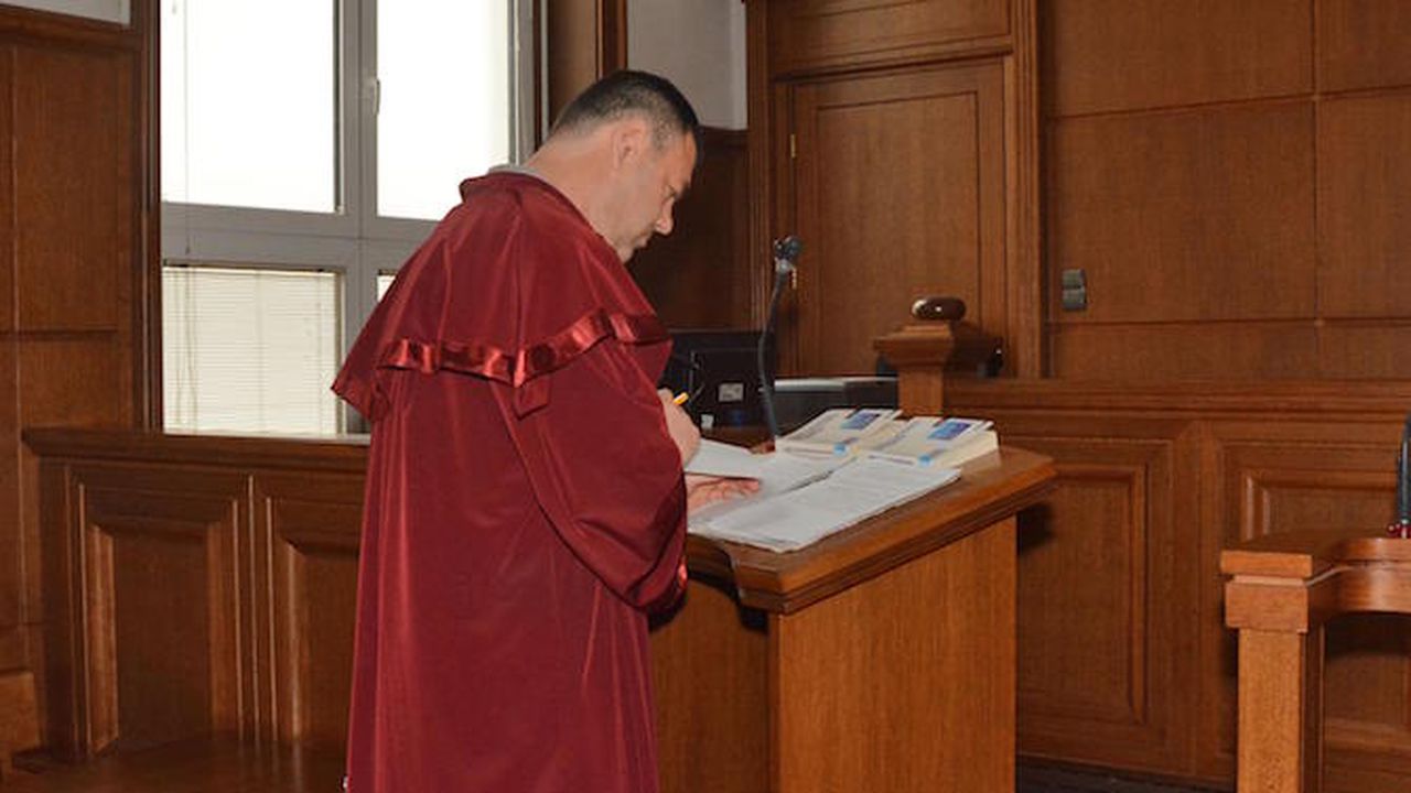 Съдят рецидивист за кражба на лотарийни билети в особено големи размери