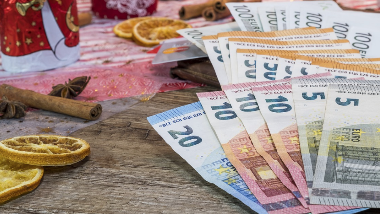 88 % от работодателите предвиждат коледни бонуси