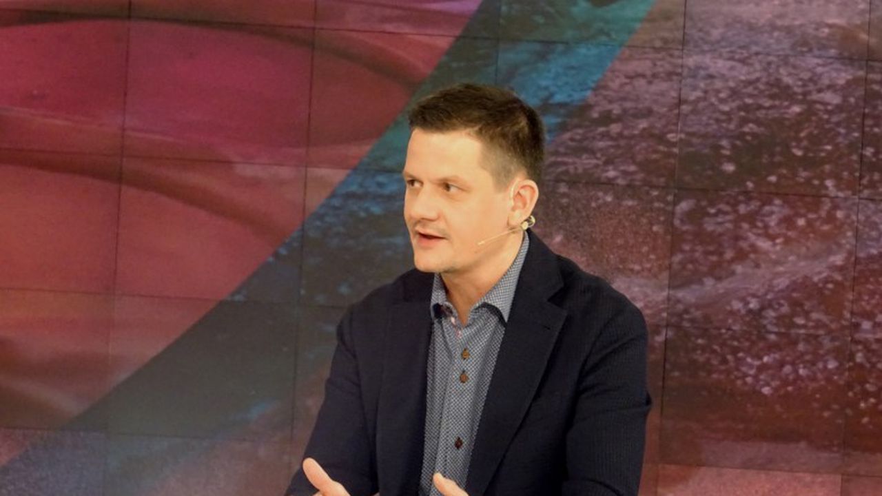 КЗП: Срещата с непознати и нови търговци при Великденското пазаруване криe повече рискове