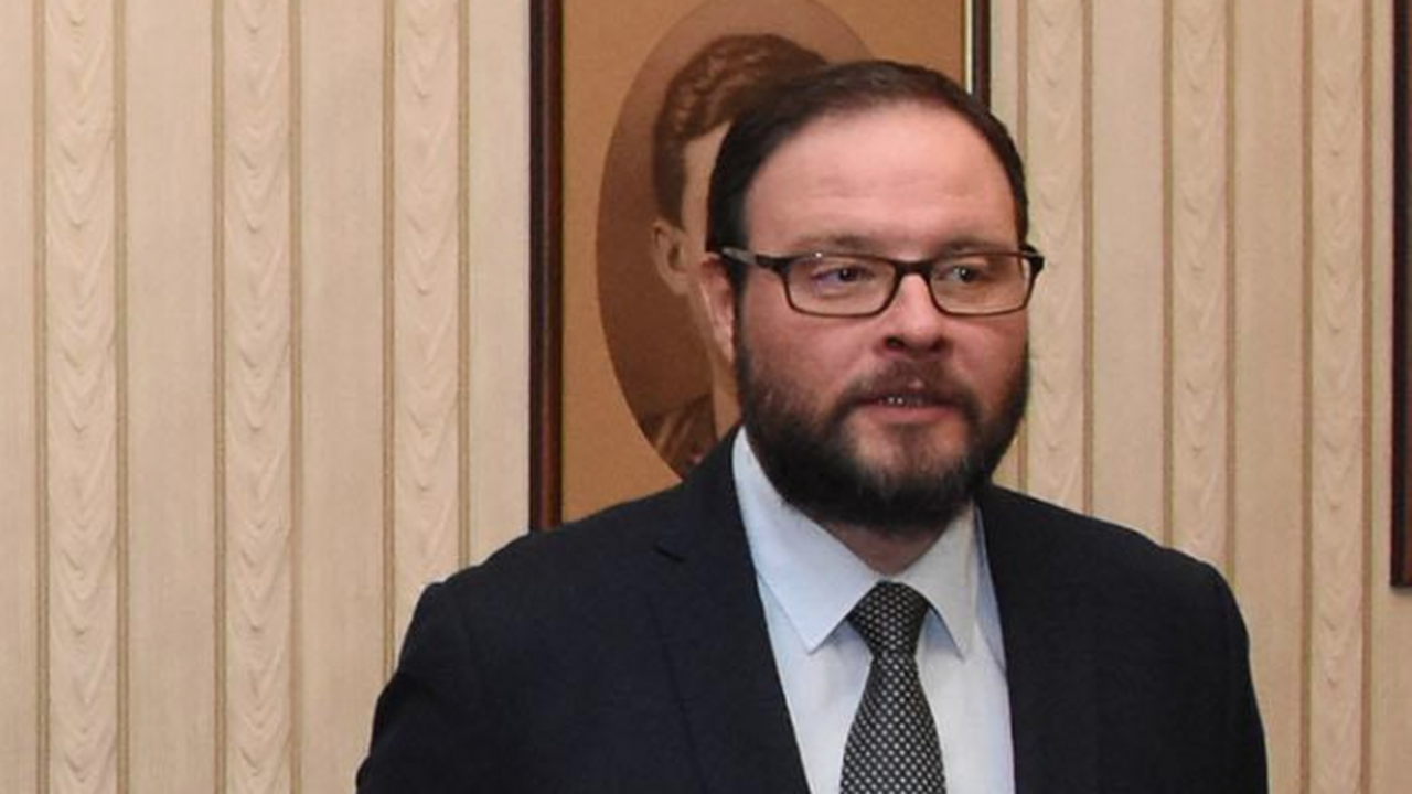 Чуколов: Законът за социалните услуги променя 29 други закона