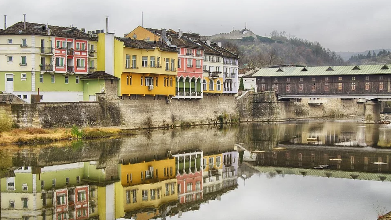 Ловеч обсъжда дали театърът им да носи името Стефан Данаилов