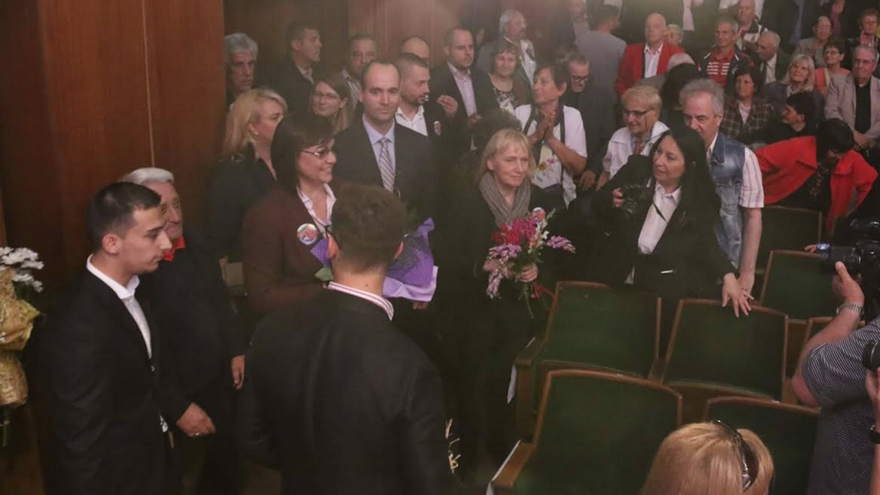 Нинова: Борисов си купува спокойствие за 6 млрд. лв., а твърди че няма пари за заплати