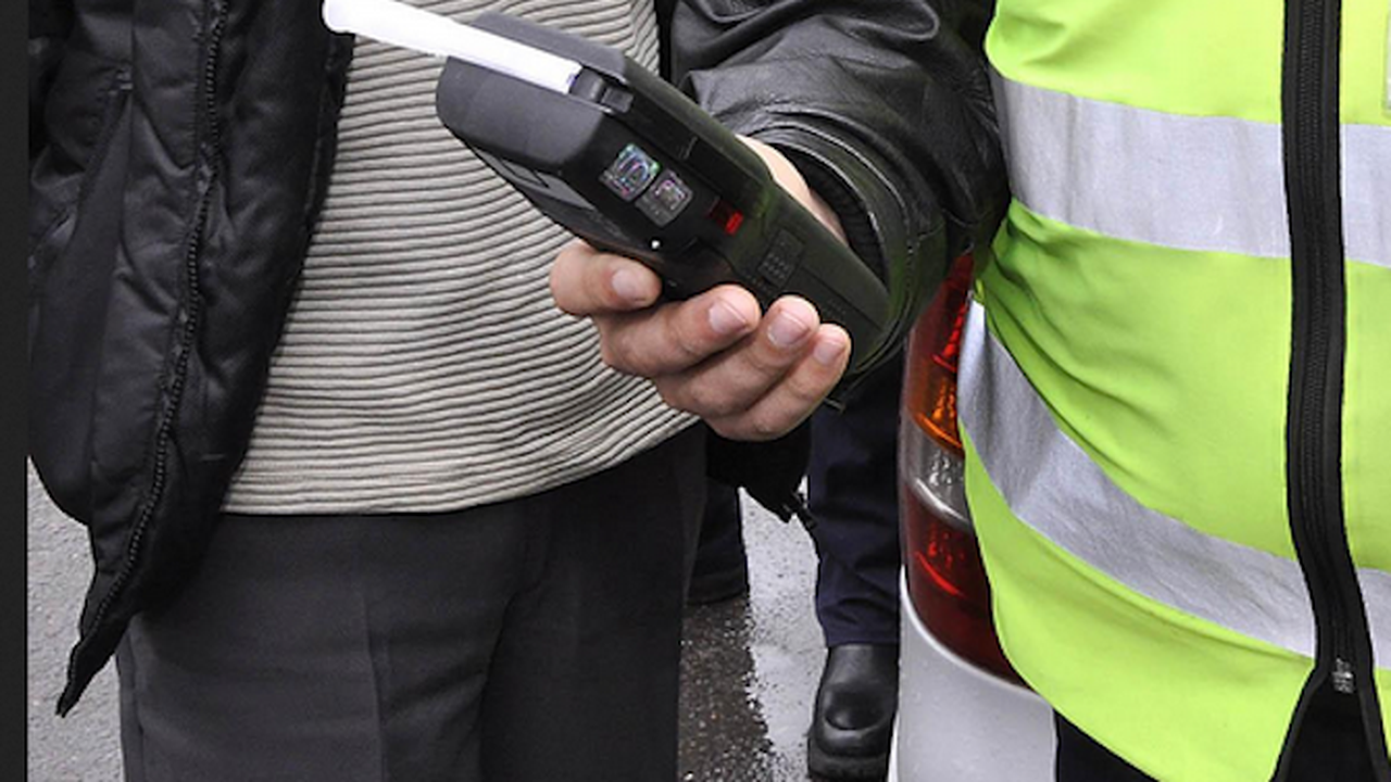 Спипаха рекордно пиян мъж на пътя за Калотина