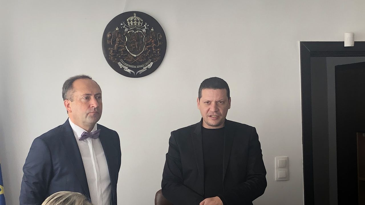 Новоизбраните кметове от Софийска област започнаха да полагат клетва пред областния управител Илиан Тодоров