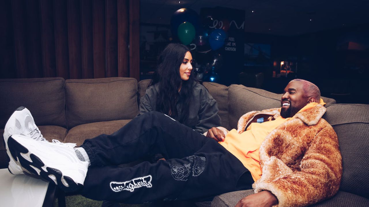 Ким Кардашиян и Кание Уест посрещнаха бебе номер 4