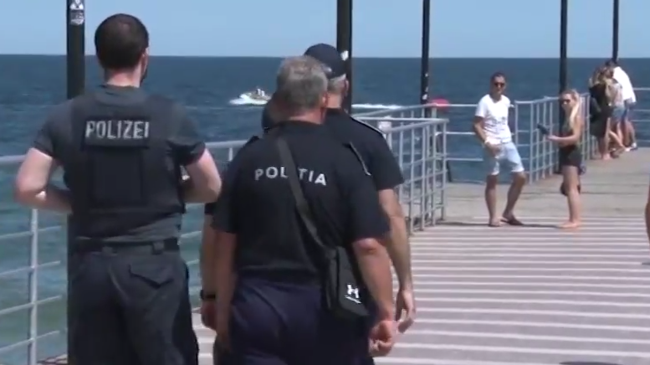 Полицаи от четири страни дежурят в ''Слънчев бряг''