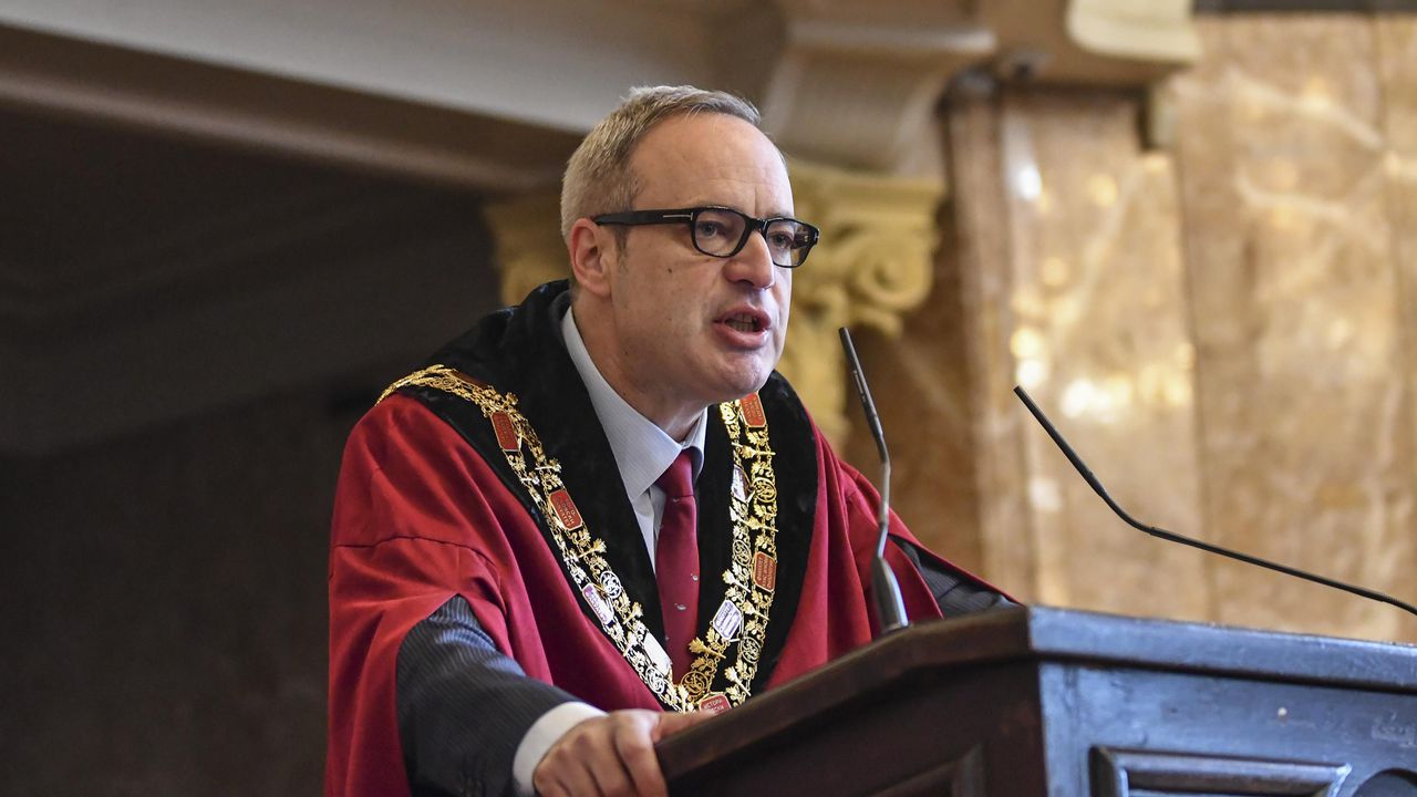 Ректорът на Софийския университет проф. Анастас Герджиков се кандидатира за втори мандат