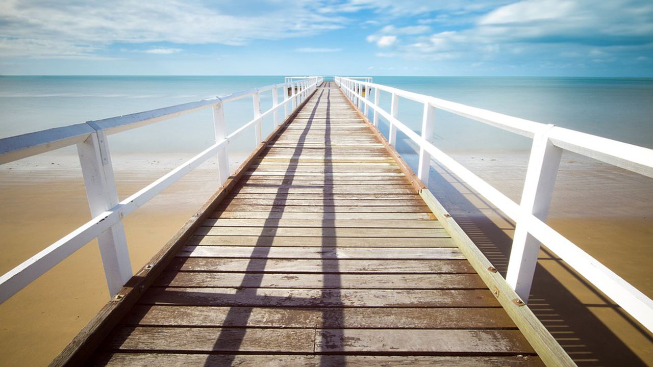 Слънчево и горещо днес