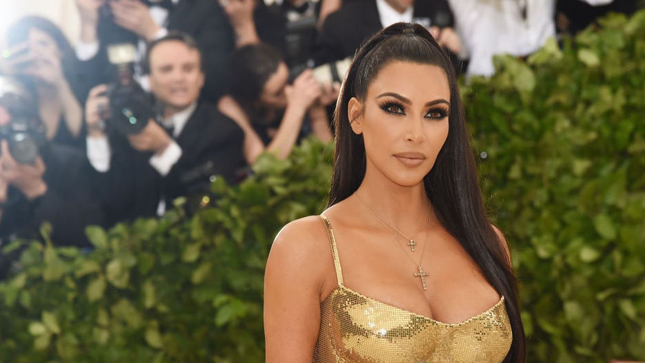Ким Кардашиян пуска своя собствена колекция гримове за тяло