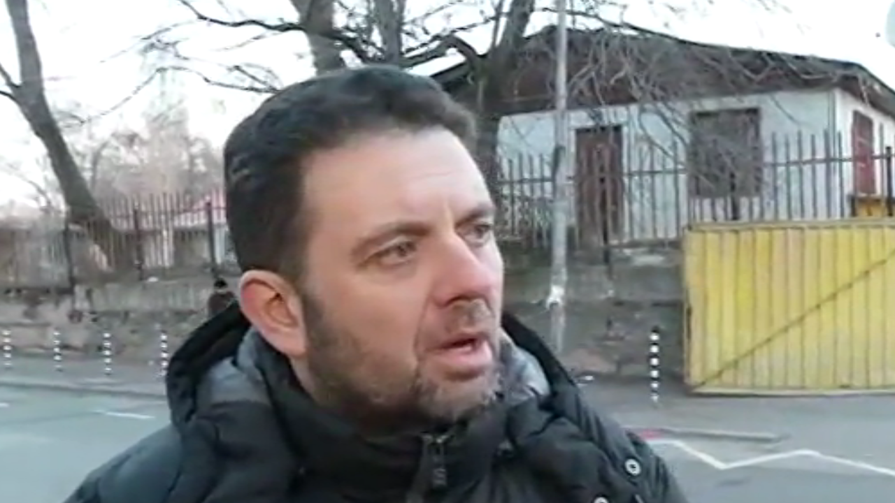 Кой открадна багера на музиканта Ясен Велчев?