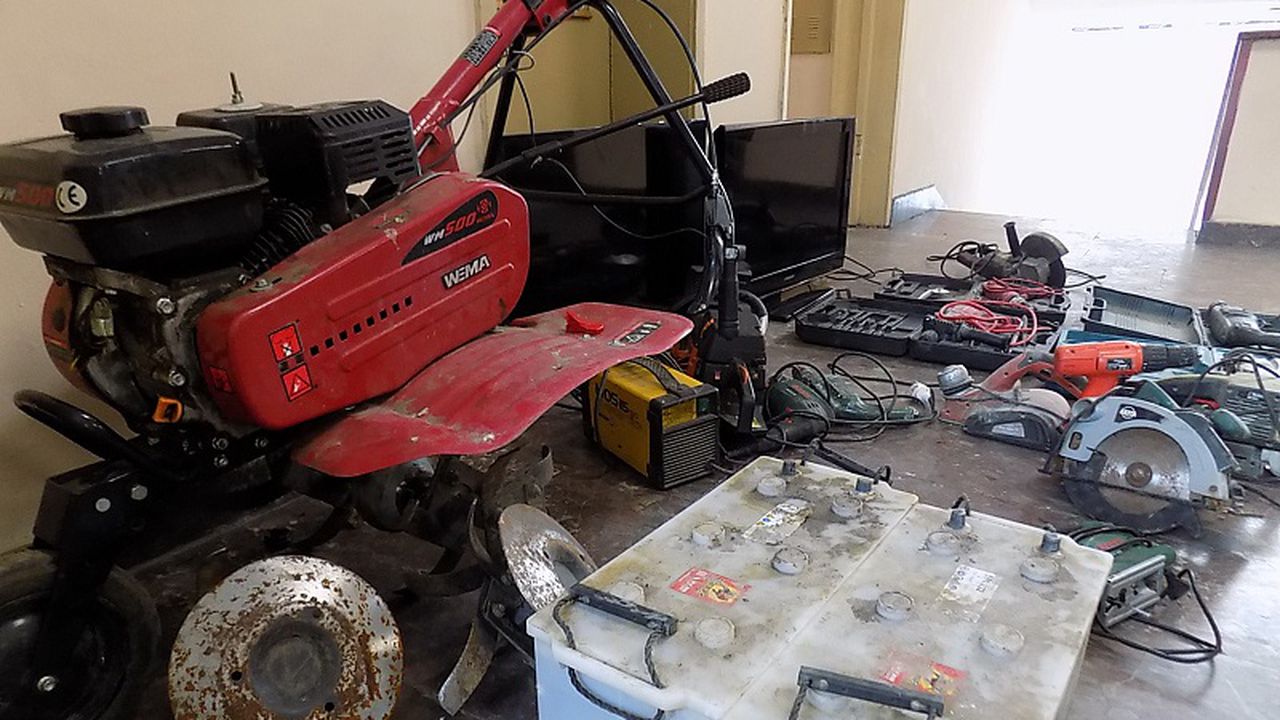 Закопчаха извършители на серия взломни кражби