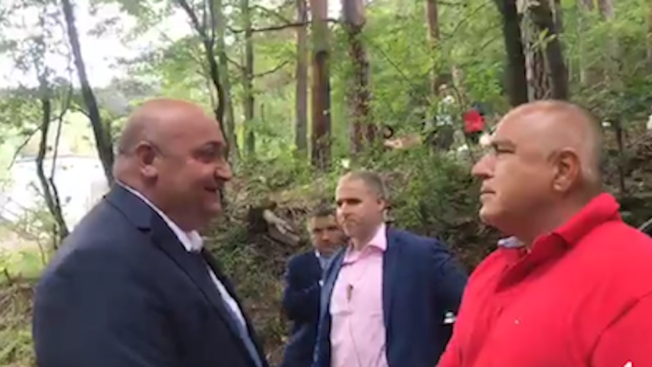 Борисов тества пречиствателната станция в Котел