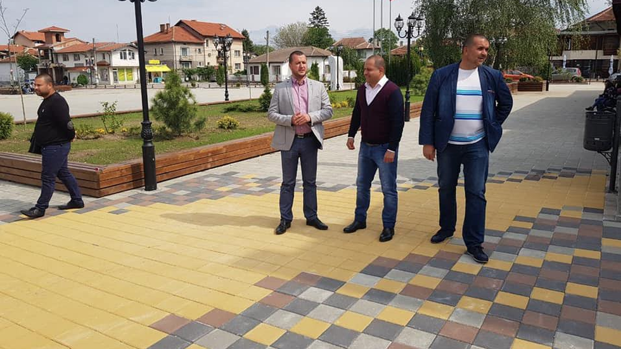 Кандидатът за евродепутат Младен Шишков се срещна с жители на Костинброд и актива на ГЕРБ