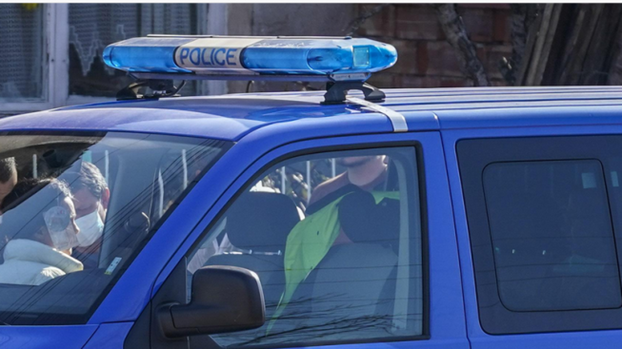 Задържаха мъж за кражба на 10 000 лв. от жилище в кв. „Връбница“ в София