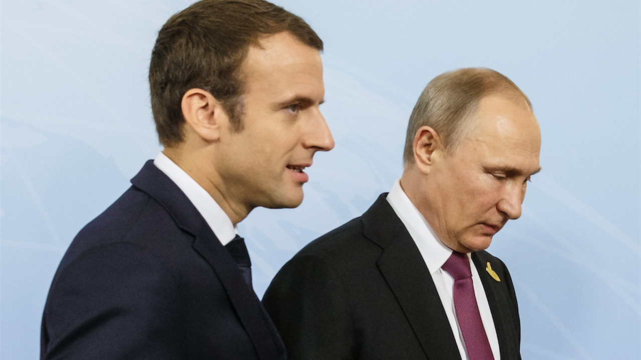 Путин каза на Макрон, че Русия не иска протести като тези във Франция