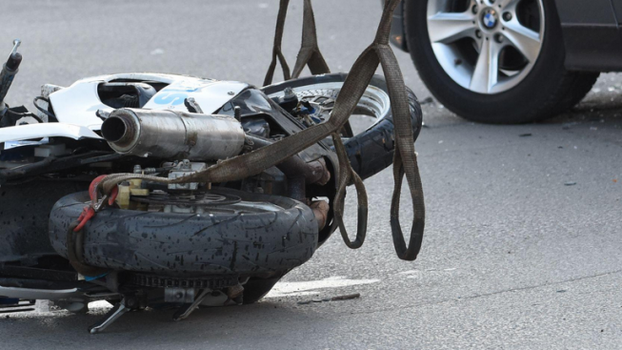 Съдят шофьор на камион, убил мотоциклетист на пътя