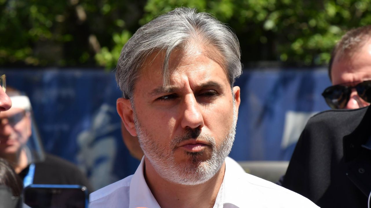 Павел Колев: Попов и Божков остават собственици на "Левски", няма смяна на собствеността