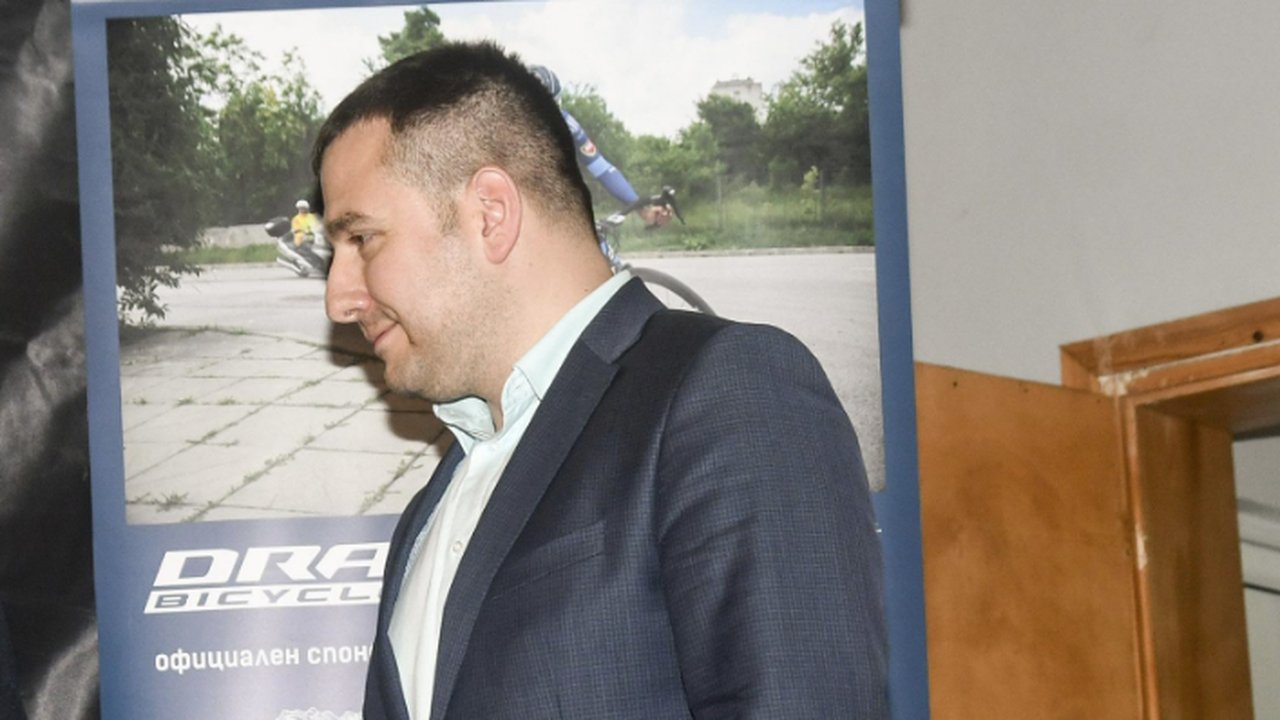 Кметът на Божурище остава в ареста