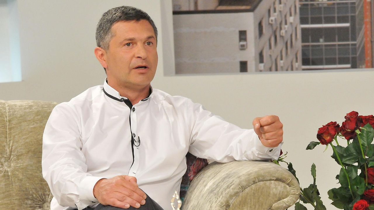 Народният театър: Светъл път, Милене!