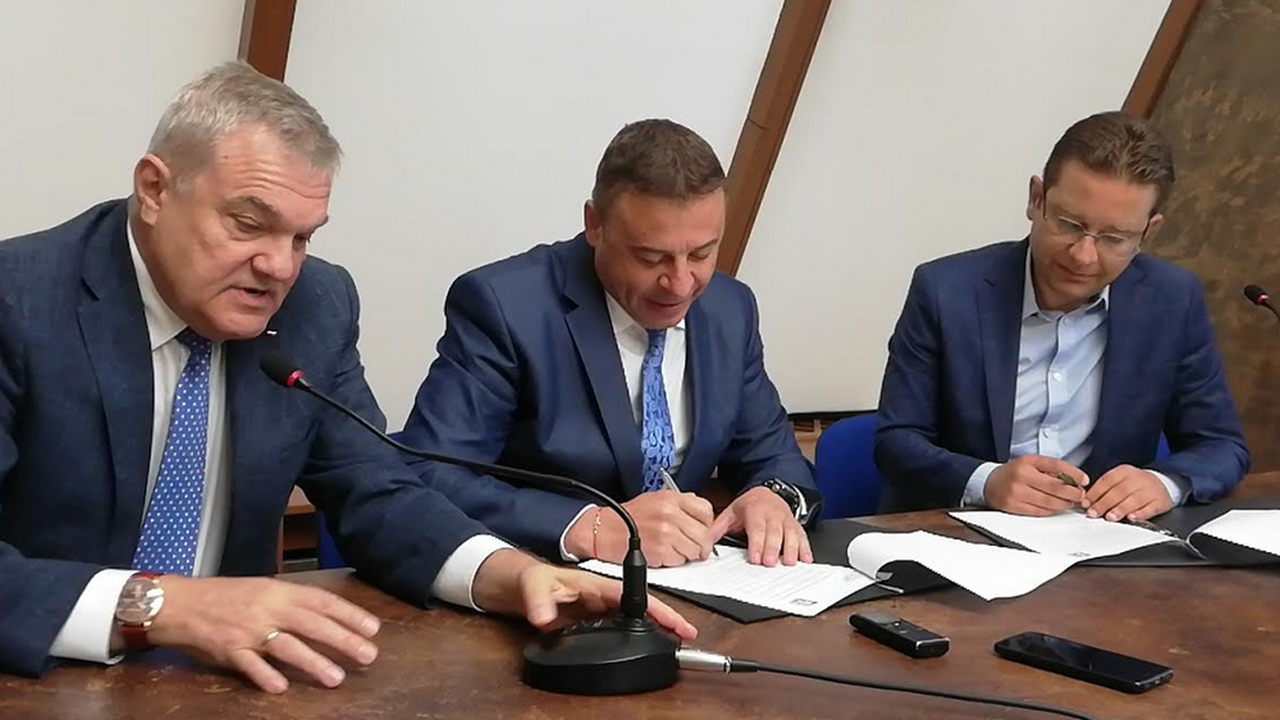 Кандидат-кметът на Благоевград от ГЕРБ д-р Атанас Камбитов подписа споразумение за сътрудничество с ПП АБВ