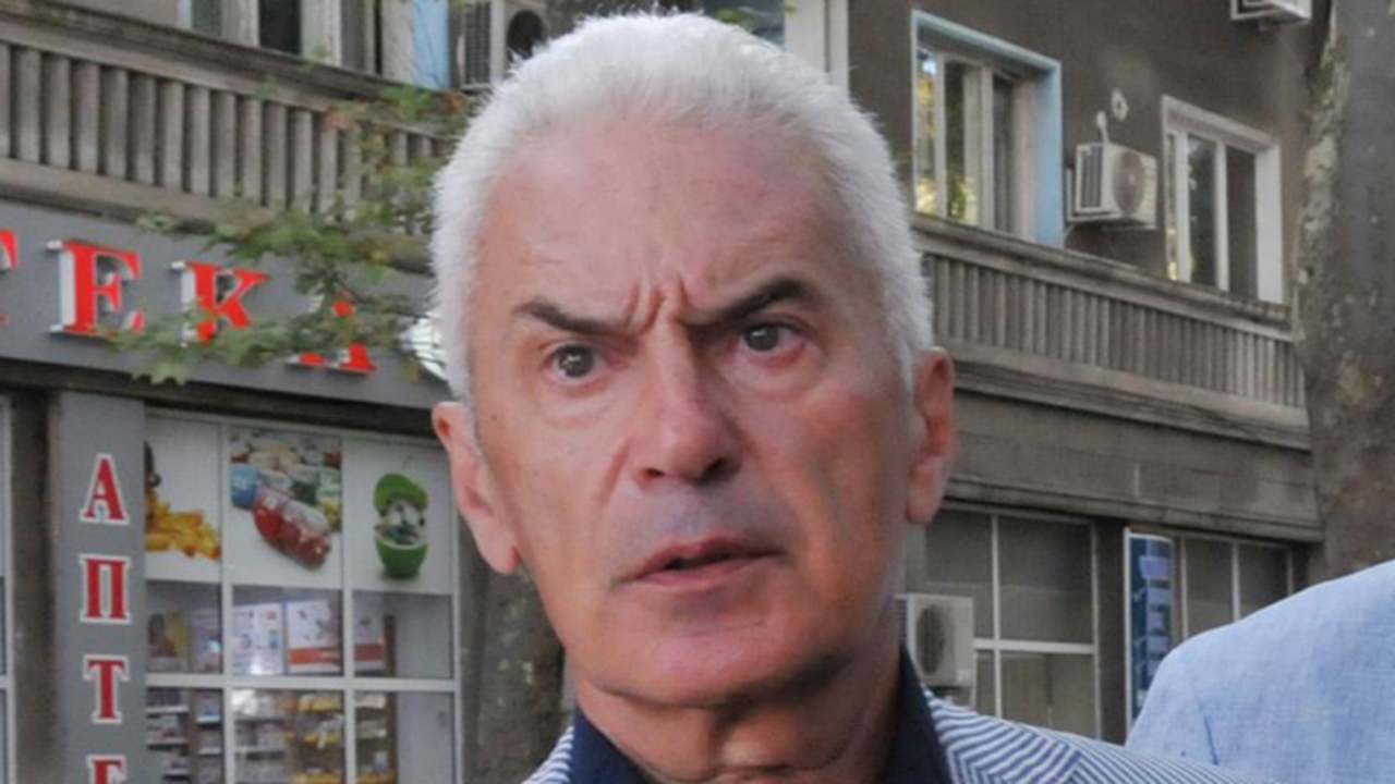 Волен Сидеров с нов скандал в ефир, спряха му микрофона, намеси се охраната