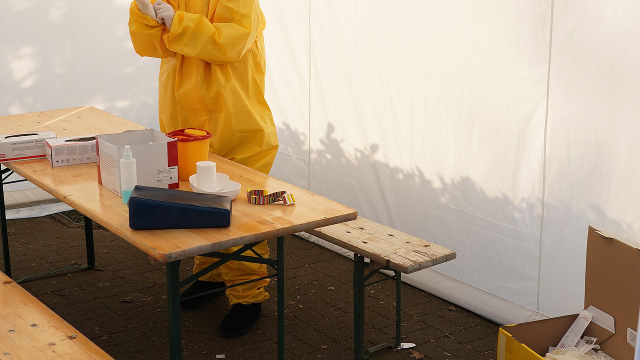 Руски медици остават без ръкавици?