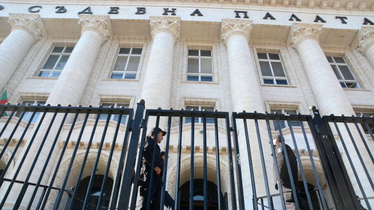 Съдът гледа мерките за неотклонение на задържаните в "Орландовци"
