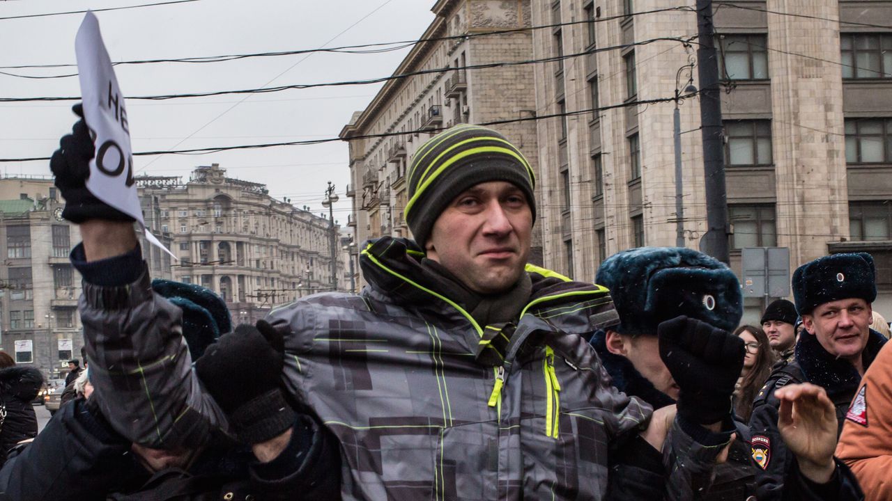 Русия: САЩ се опитват да провалят изборите ни