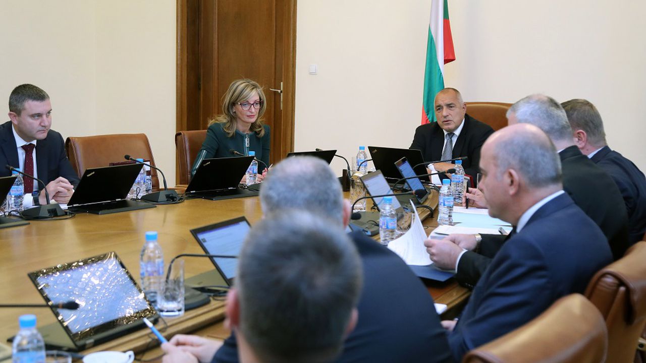 Вижте пълните изисквания от страна на България към Северна Македония и Албания