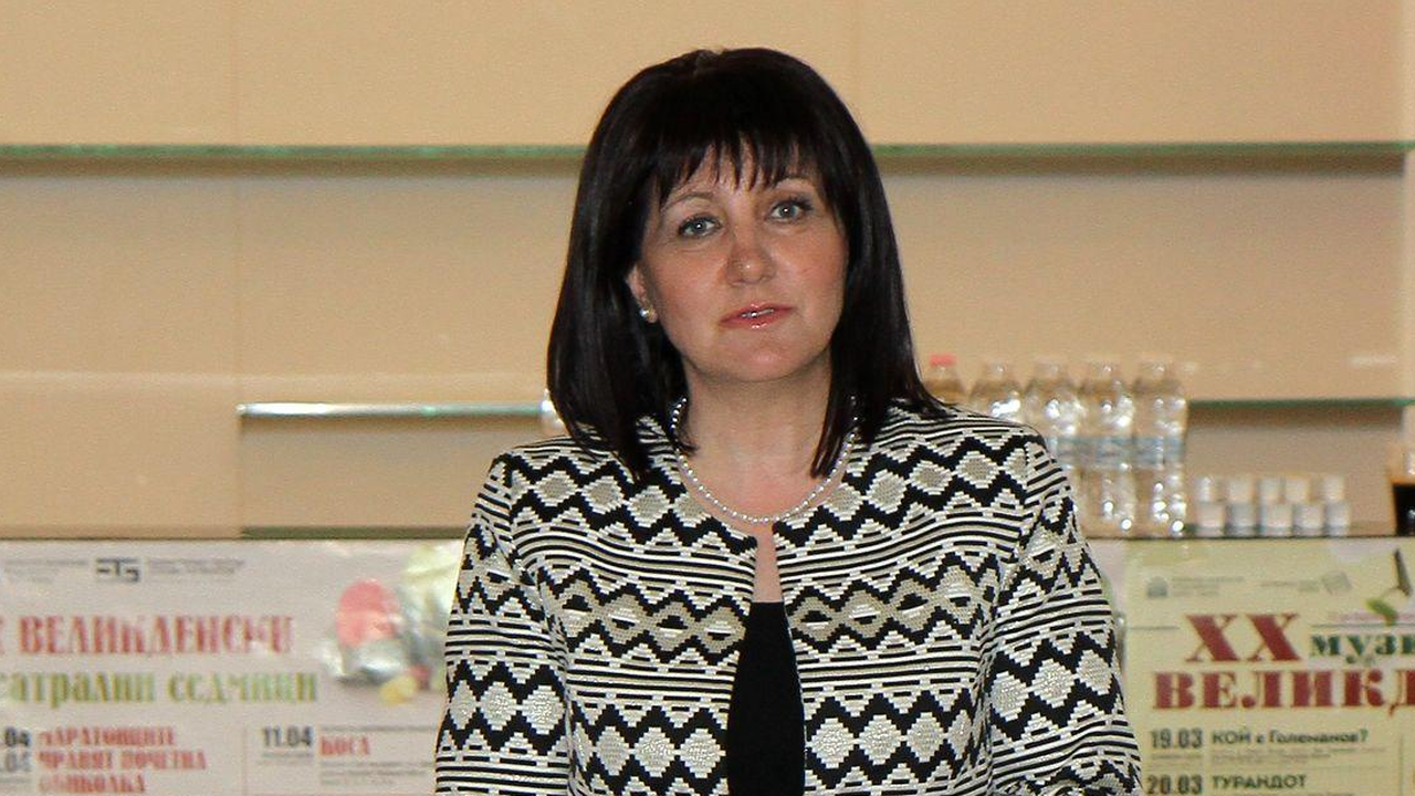 Караянчева ще участва в тържественото честване в Пловдив по повод 134-ата годишнина от Съединението на България