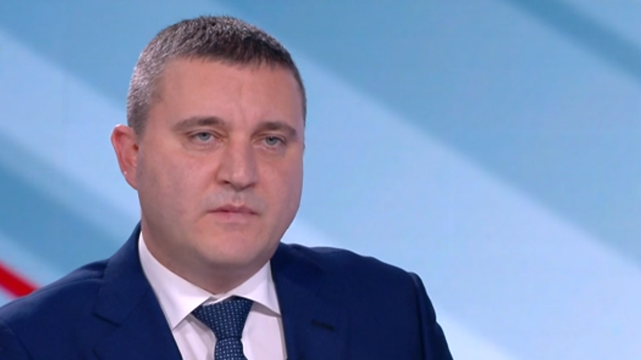 Владислав Горанов: Радев издига в култ хейта