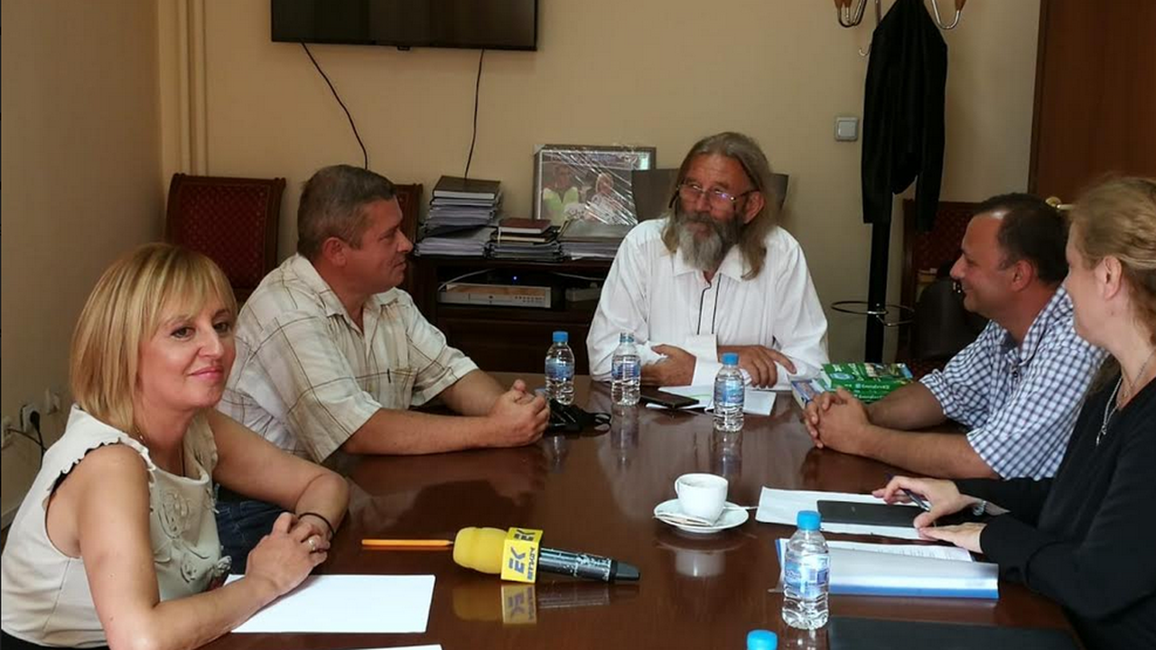 Манолова: Безобразията по българското Черноморие са най-видими и последователно извършвани