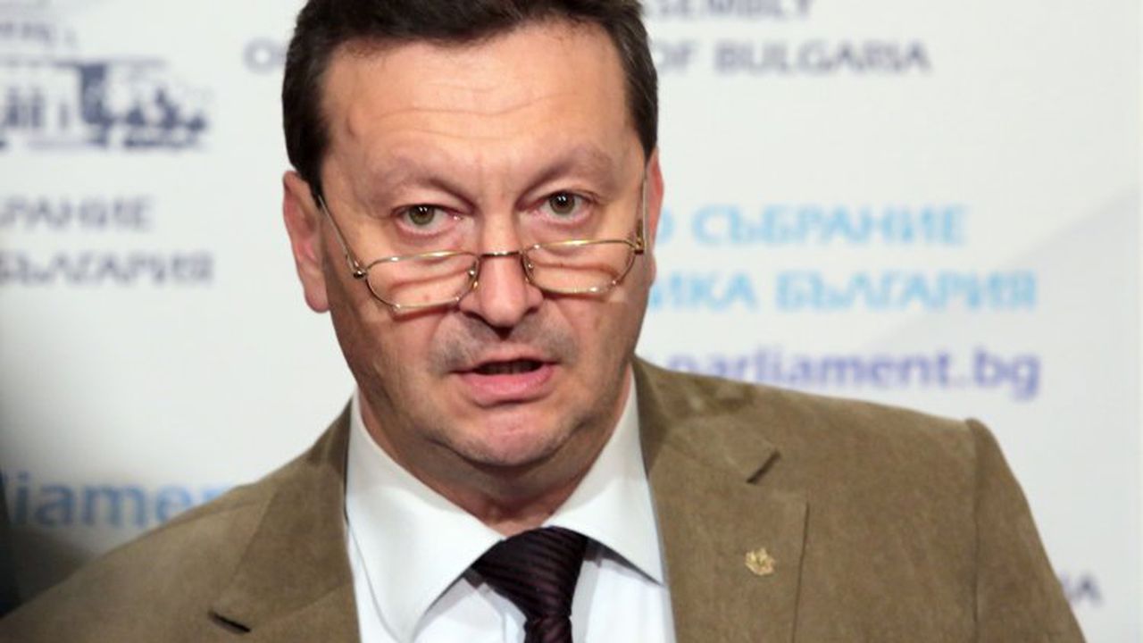 Таско Ерменков за доклада на КЕВР: Независимостта на един орган не означава, че от него нищо не зависи