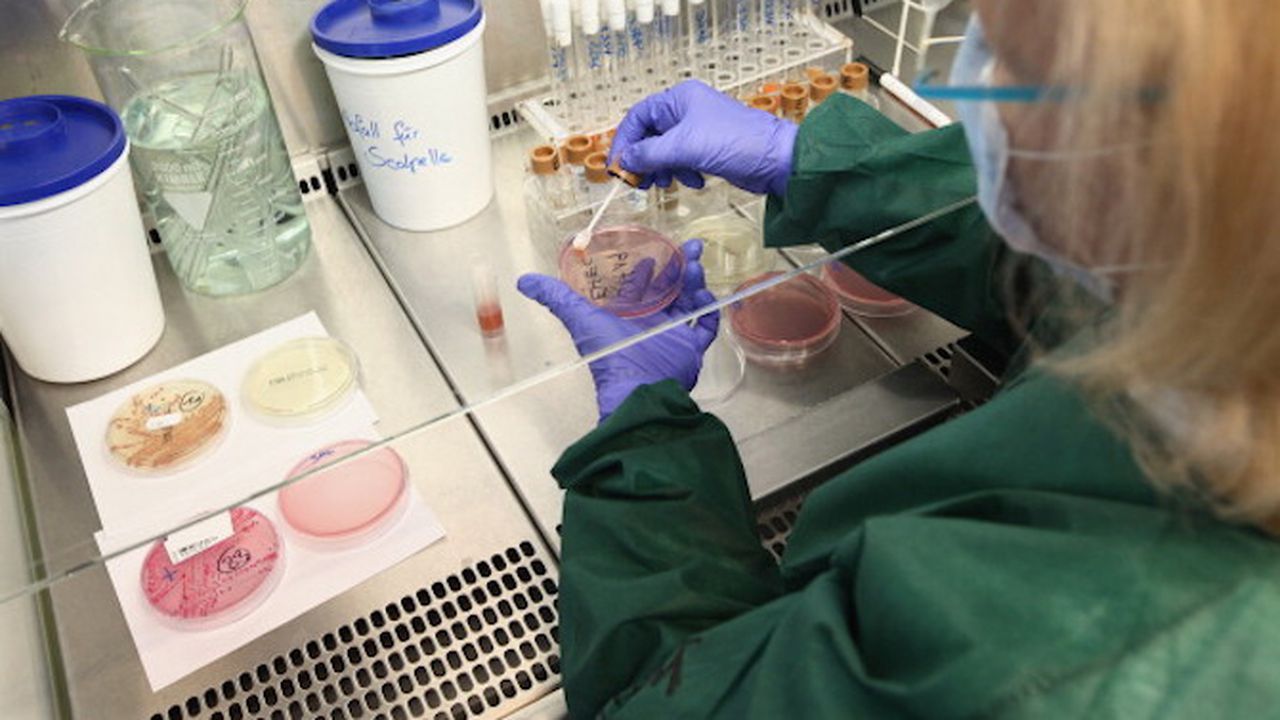 Oбщина Ямбол дарява апаратура за бързи тестове за коронавирус на МБАЛ "Св. Пантелеймон"