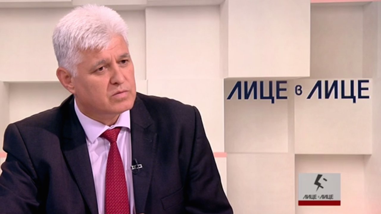 Главният секретар на Радев: Въоръжението за новите изтребители за армията е като за 1913 г.