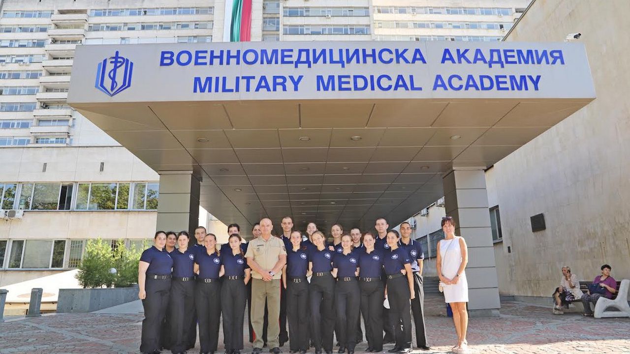 Първи уроци във ВМА за бъдещите военни лекари