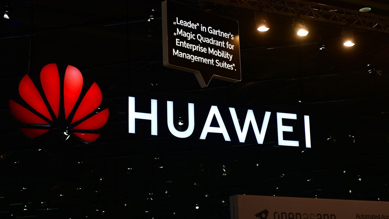 Huawei отхвърли обвиненията на САЩ
