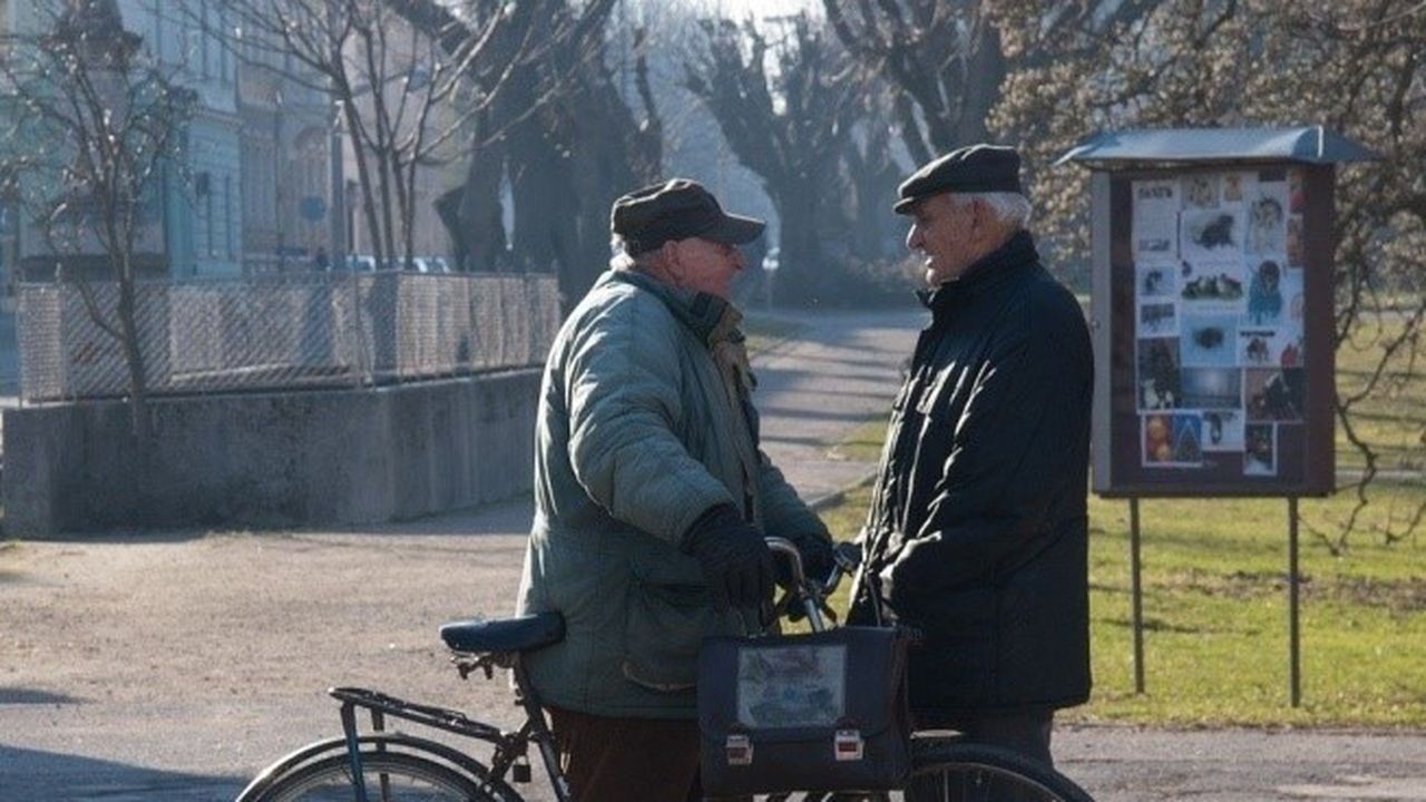 МТСП: Всички пенсии ще се увеличат с 6,7 на сто от 1 юли, минималната ще стане 250 лева