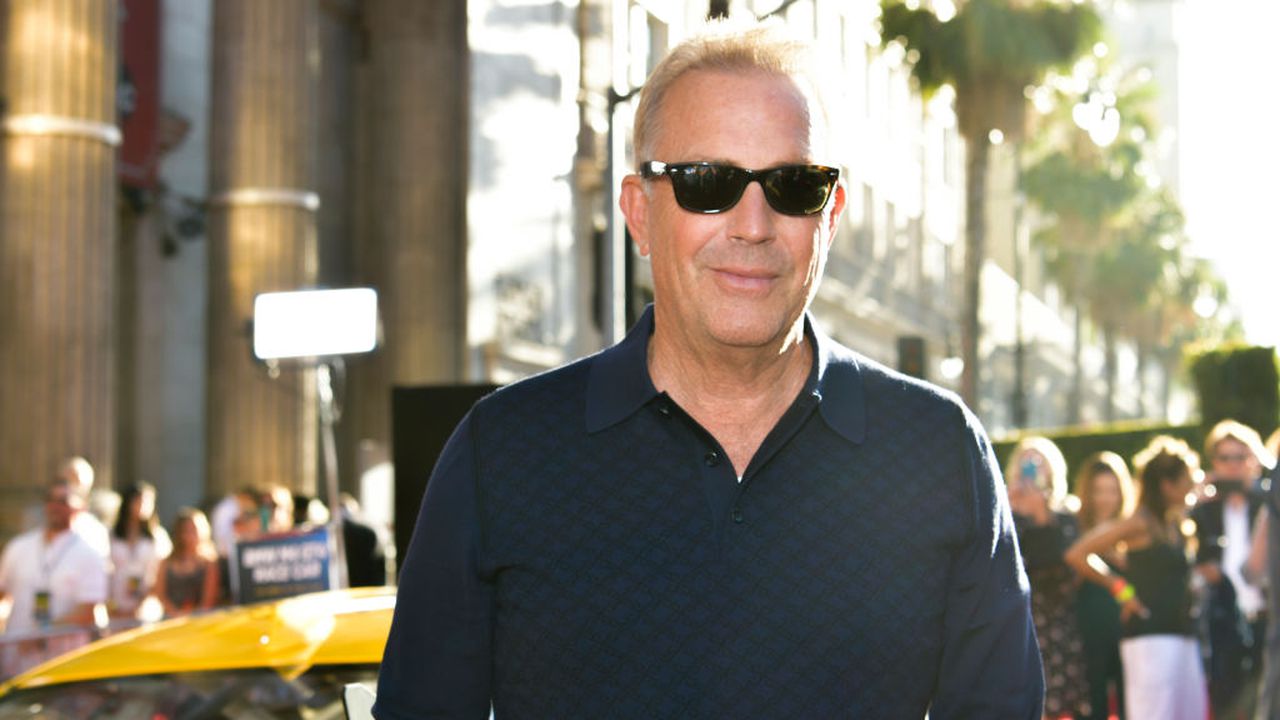 Кевин Костнър съди филмови разпространители за $12 млн.