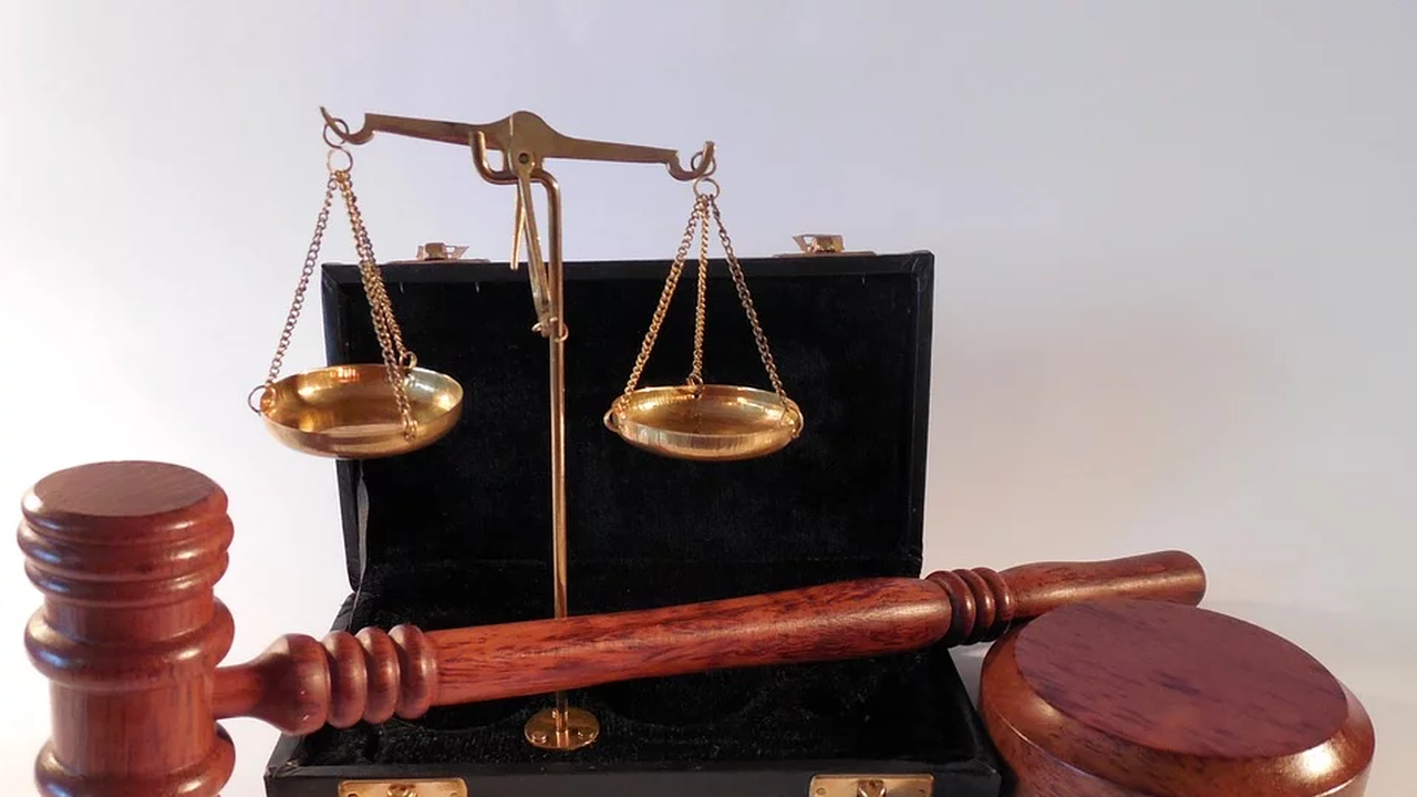 Задържаха чужденец, издирван с европейска заповед за арест