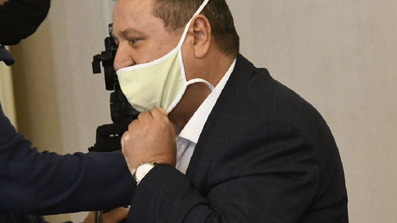 Хасан Адемов подкрепен от любимия футболен клуб в битката срещу COVID-19