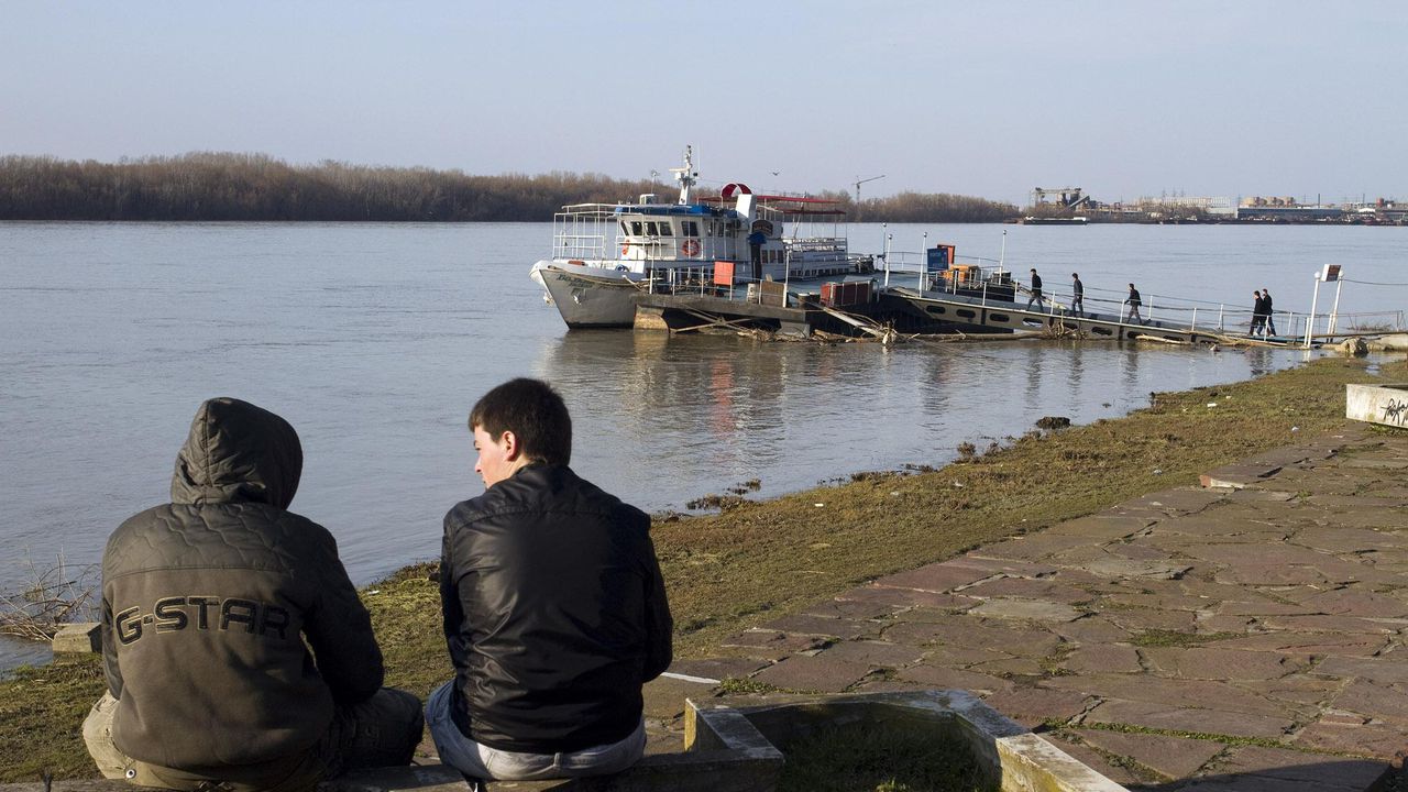Нивото на Дунав се е понижило край Ново село