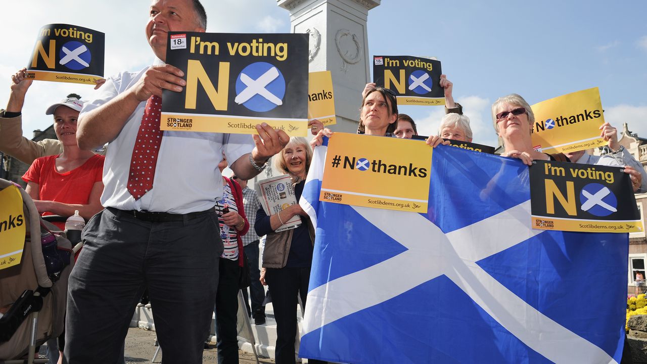 Повечето шотландци  биха подкрепили независимостта ѝ, ако настъпи Брекзит без споразумение