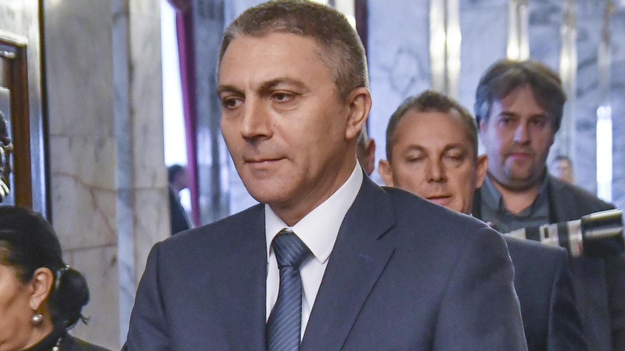 Карадайъ разкри какво е състоянието на Хасан Адемов