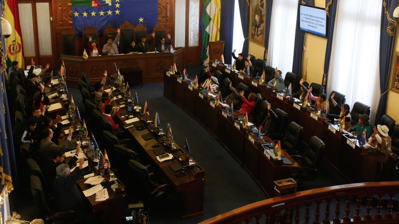 Боливийският Сенат одобри провеждането на президентски и парламентарни избори