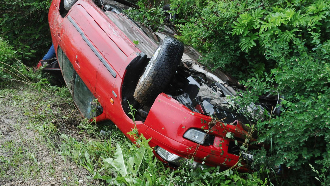 Пиян катастрофира край Гоце Делчев