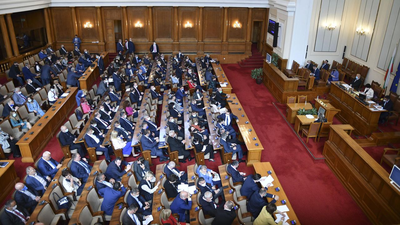 Депутатите приеха промените в Закона за здравето на първо четене