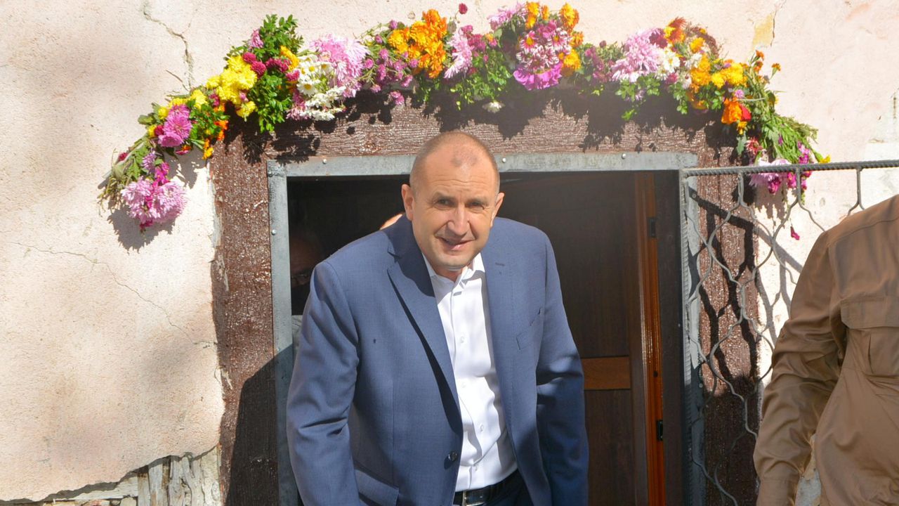 Президентът Румен Радев ще посети Света гора
