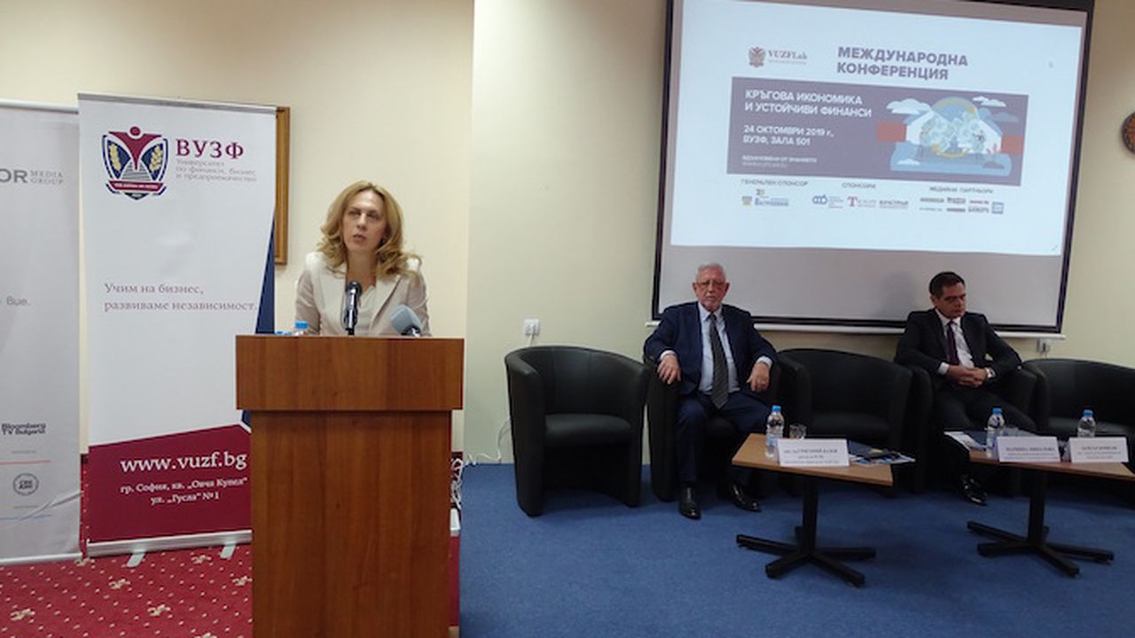 Вицепремиерът Николова: Правителството се фокусира върху иновациите за постигане на устойчив растеж и конкурентоспособност