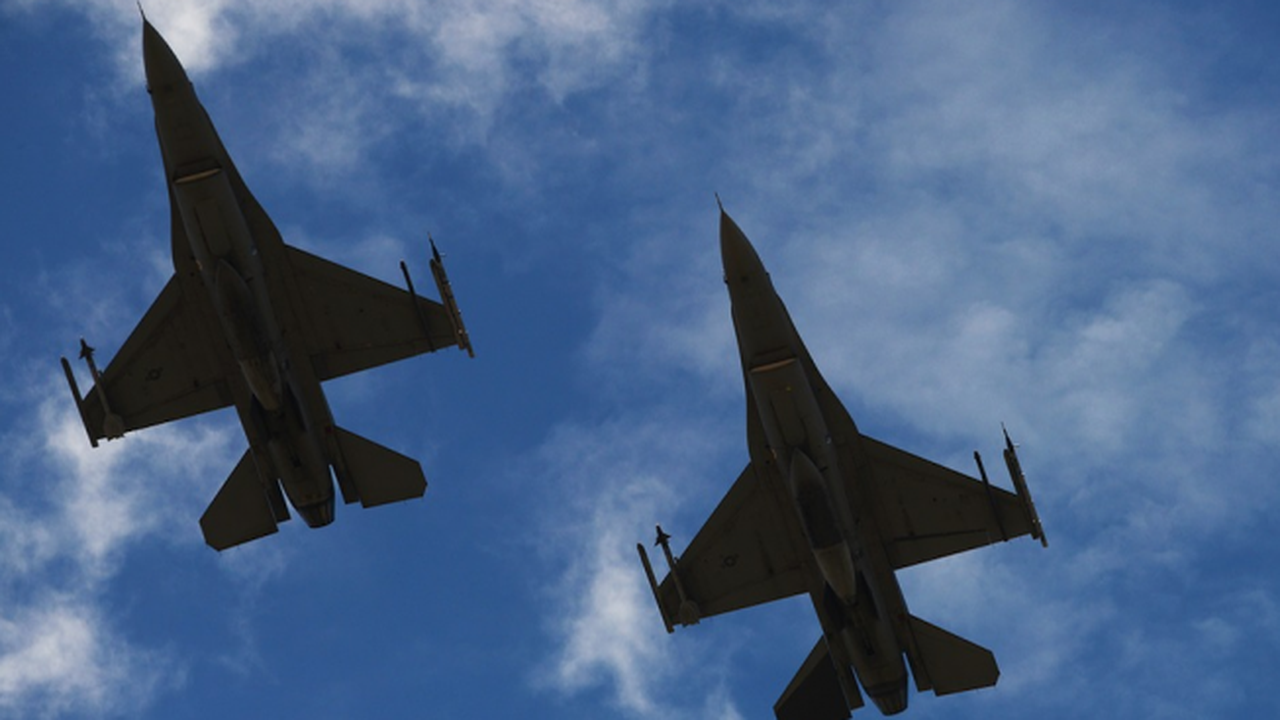 СДС с позиция за покупката на изтребителите F-16: Националните интереси не трябва да имат политически цвят
